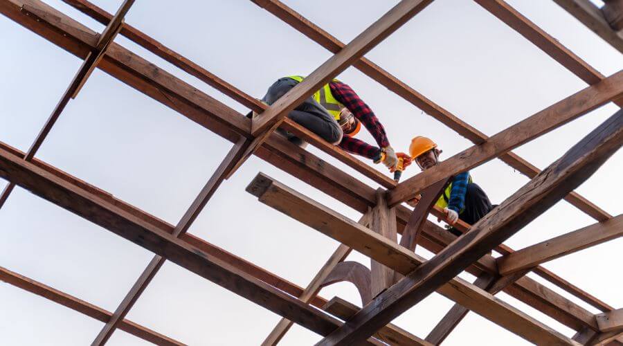 Professional gutter cleaning services in Papaikou, HI